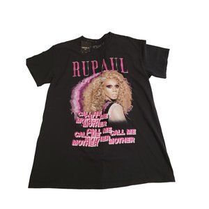 Forever 21 Black and Pink Graphic Tee